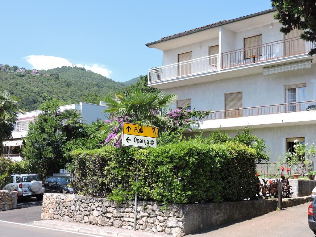 Apartments Andrea Opatija Exterior foto